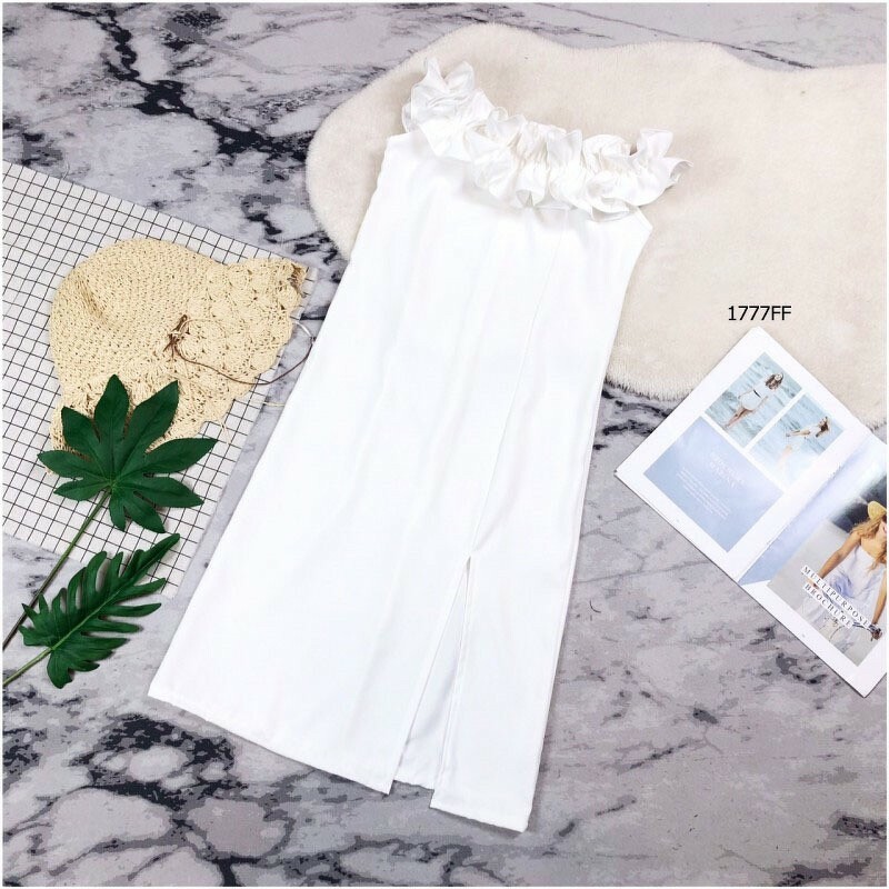 kudapy เดรสปาดไหล่ ระบายรอบน่ารัก แอบเซ็กซี่ งานมีซิปซ่อนหลัง ตีเกล็ดหน้าหลัง เอวไม่สม็อค ทรงเข้ารูป