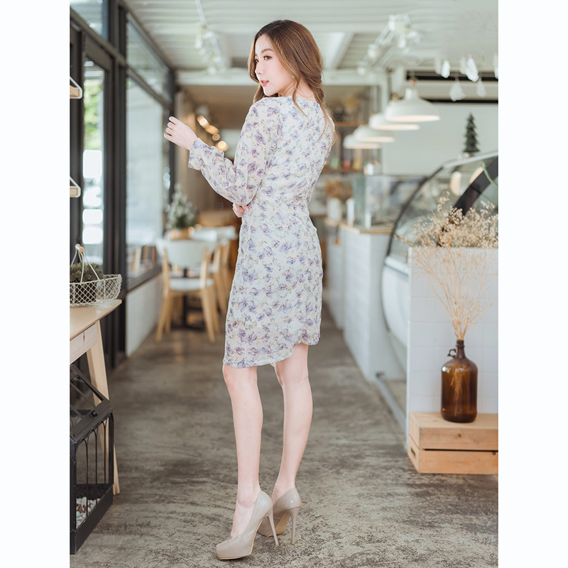 kudapy เดรสสั้นสีครีม/สีชมพู แขนยาวเอวพู่ผ้าปักลายดอกสวยดูดีน่ารักมากๆ