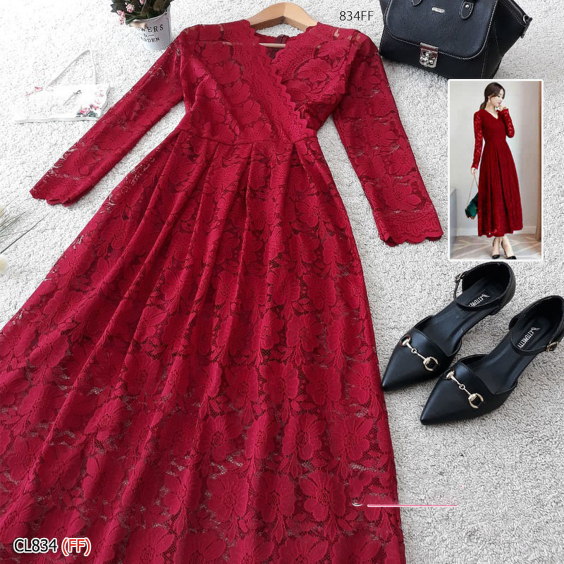 kudapy เดรสยาวสีเทา/สีขาว/สีโอรส/สีแดงเลือดหมู ลูกไม้แขนศอก คอวีป้ายหน้า (ช่วงบนไม่มีซับใน)งานลูกไม้ลายสวยหรู เย็บบุซับในช่วงกระโปรงอย่างดี