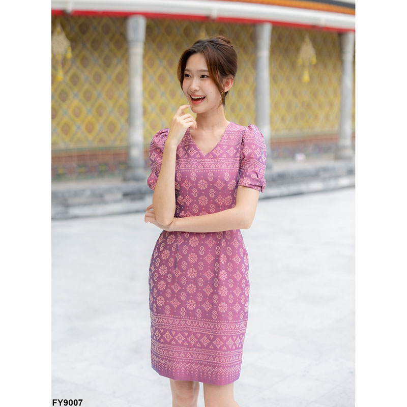 kudapy เดรสสั้นสีชมพู/สีม่วง ผ้าไทยลายตัวเอสคอวี