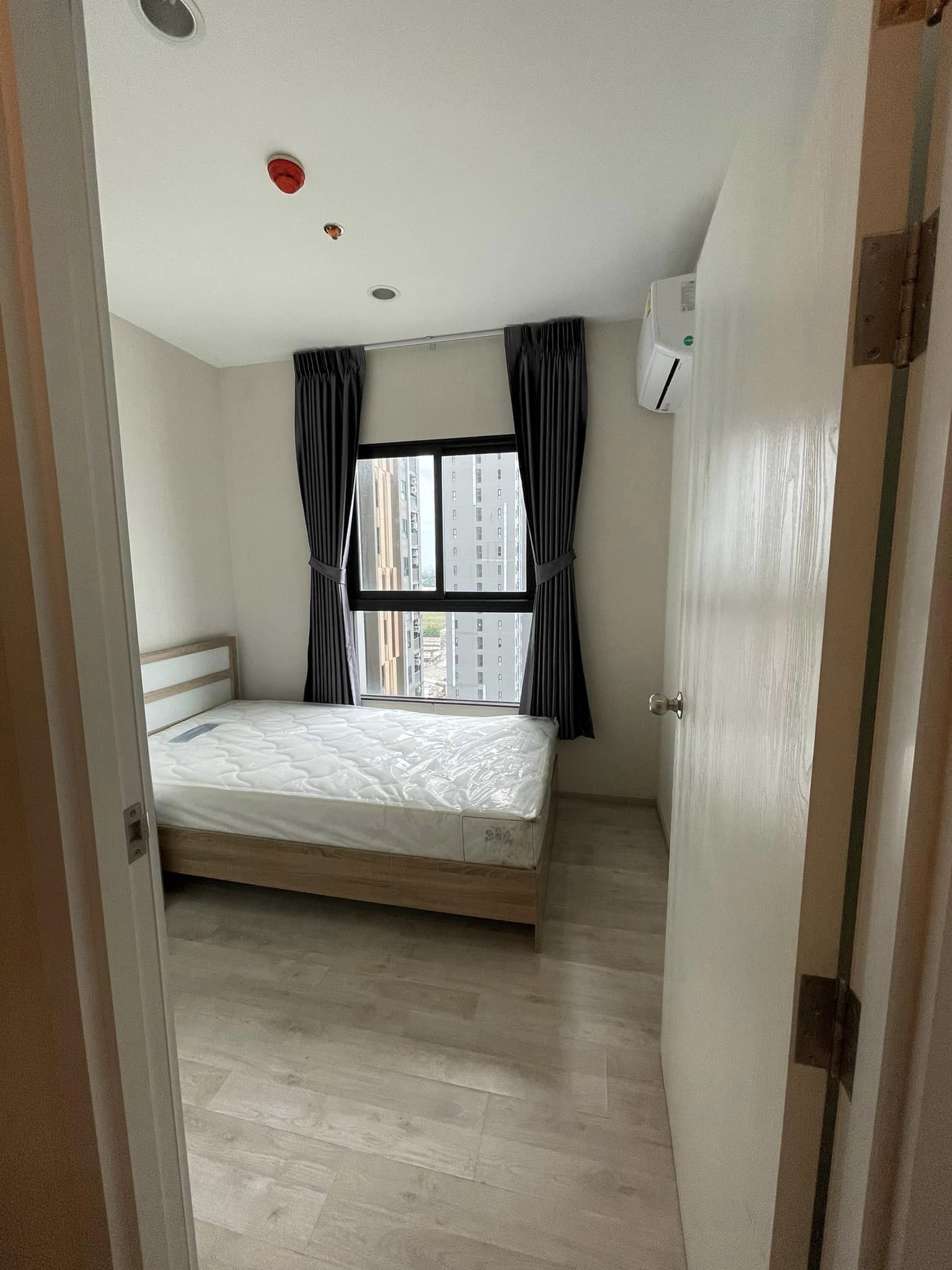 ให้เช่าคอนโด Plum Condo Central Station (พลัม คอนโด เซ็นทรัล สเตชั่น) - ตกแต่งเฟอร์ครบ 2ห้องนอน2ห้องน้ำมีเครื่องซักผ้า