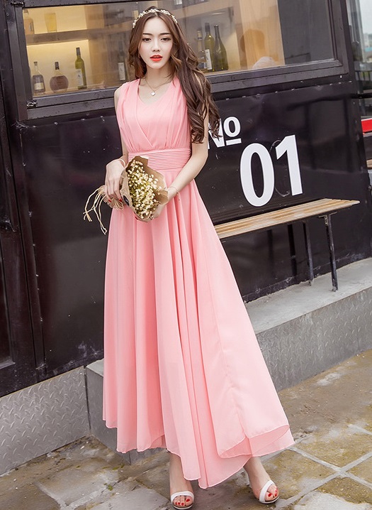 kudapy แม็กซี่เดรสยาวคอวีสีชมพูโอรส/สีม่วง/สีขาว/สีเขียวเข้ม/สีน้ำเงินสด เดรสยาวแขนกุด ผ้าชีฟองทิ้งตัว พริ้วมากค่ะรุ่นนี้ใส่ไปทะเล ไปงานได้น้าา