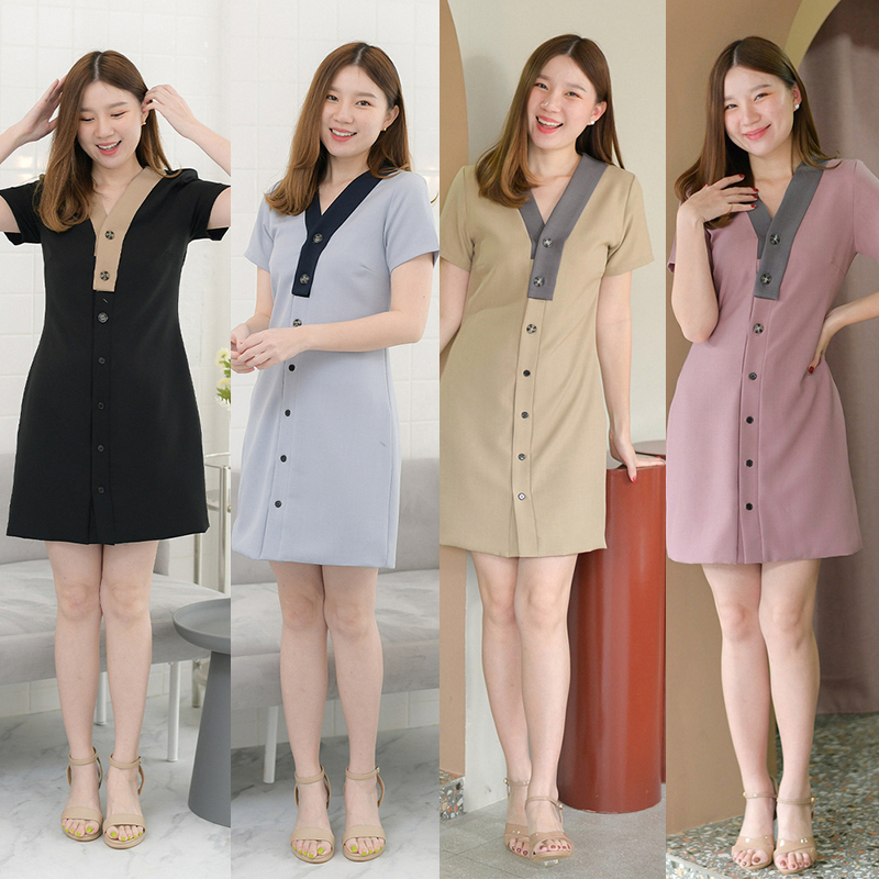 kudapy เดรสสั้นสีดำ/สีเทาฟ้า/สีโอวัลติน/สีม่วง แขนสั้น เล่นดีเทลกระดุมสองเฉดบนสาบหน้า ตัวสาบหน้าทำลิ้นด้านในไว้ยาวมาก