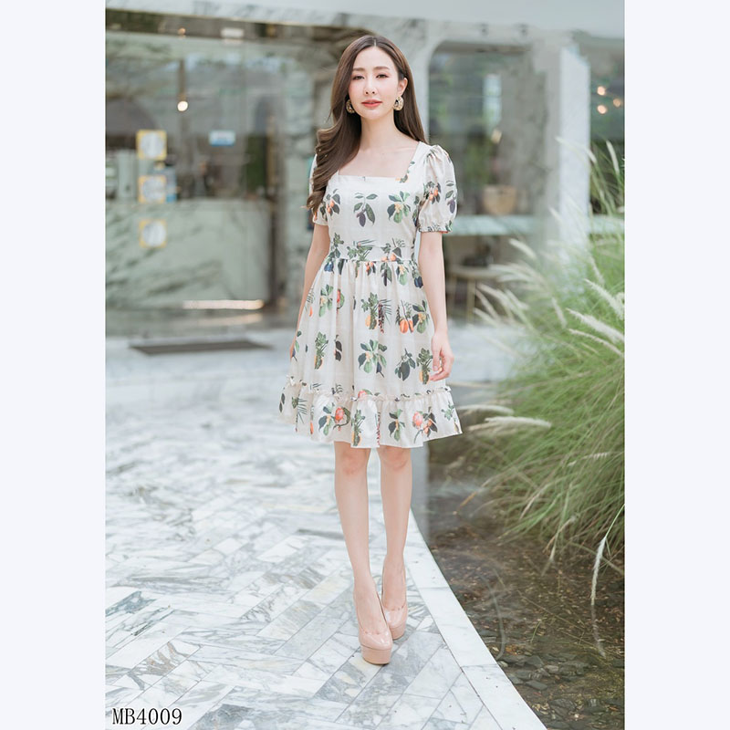 kudapy เดรสสั้นสีครีม ชายระบายกิ่งผลไม้ดูดีสวยใส่สบาย