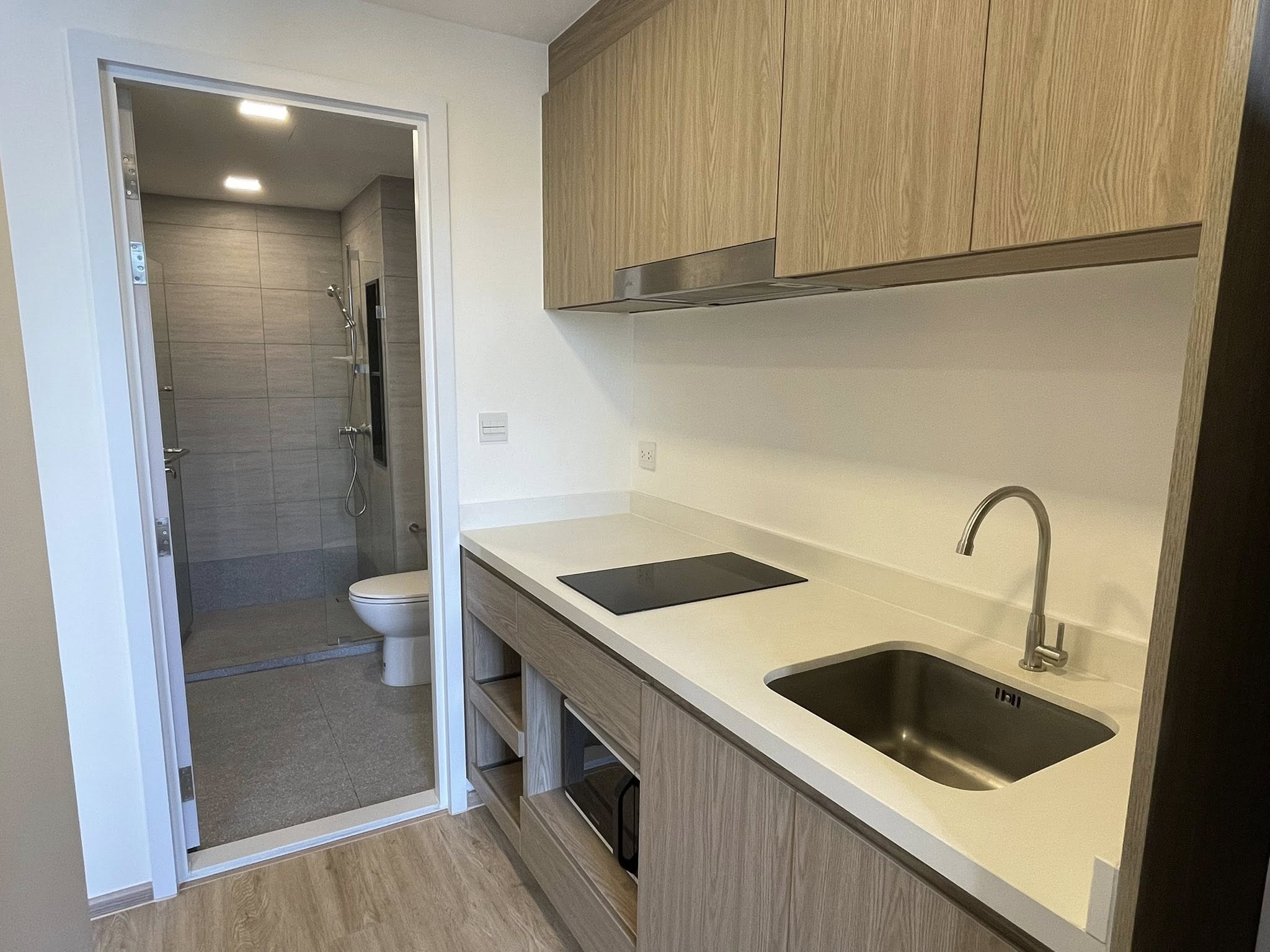 ให้เช่าคอนโด The Nest Chula-Samyan (เดอะ เนสท์ จุฬา-สามย่าน) 1ห้องนอน / 1ห้องน้ำ ขนาด 27 ตรม. ชั้น 5 ค่าเช่า 24,000 ต่อเดือน รถไฟฟ้า MRT สามย่าน / จุฬา