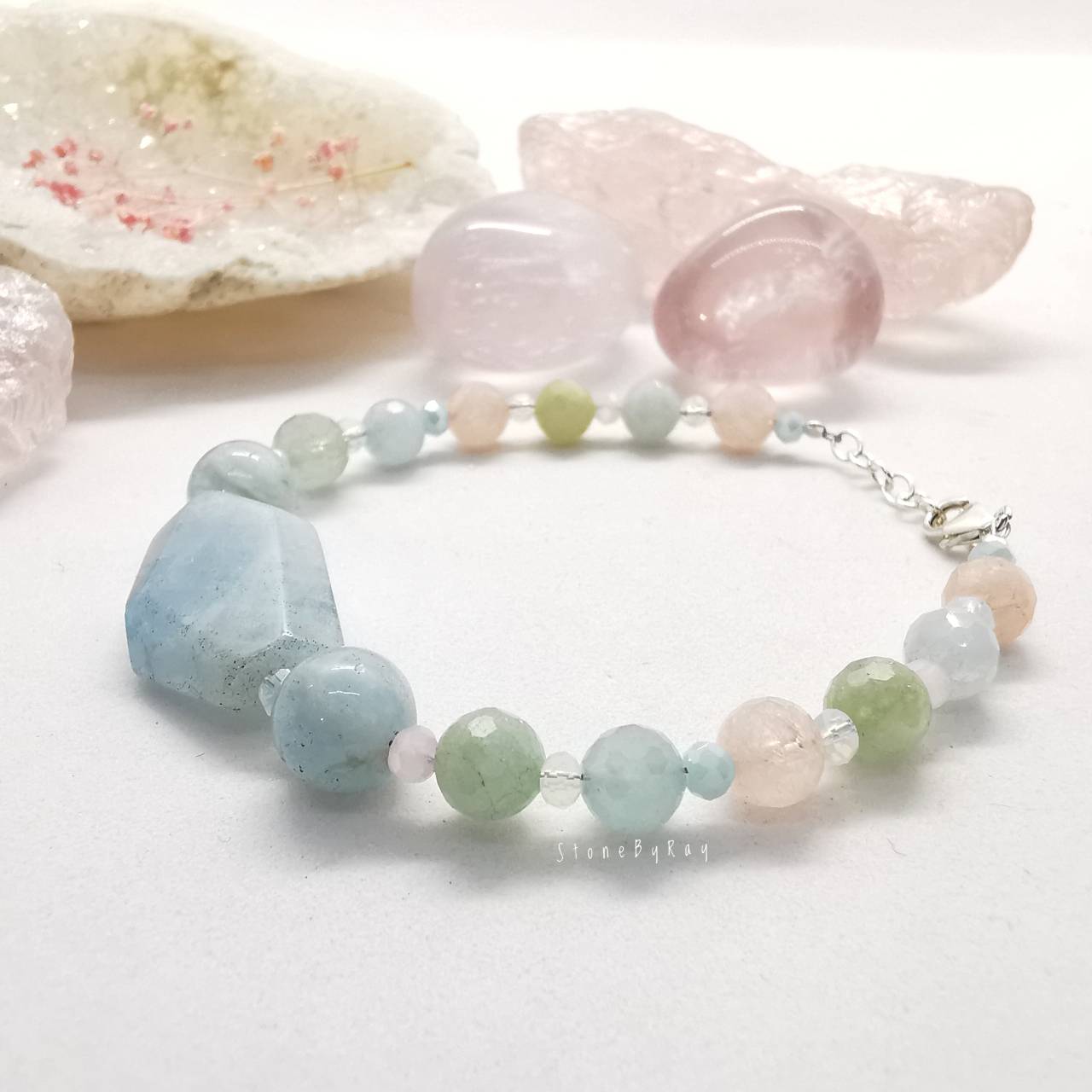 สร้อยข้อมือเงินหินอความารีนกับเบริล Moonstone+Beryl