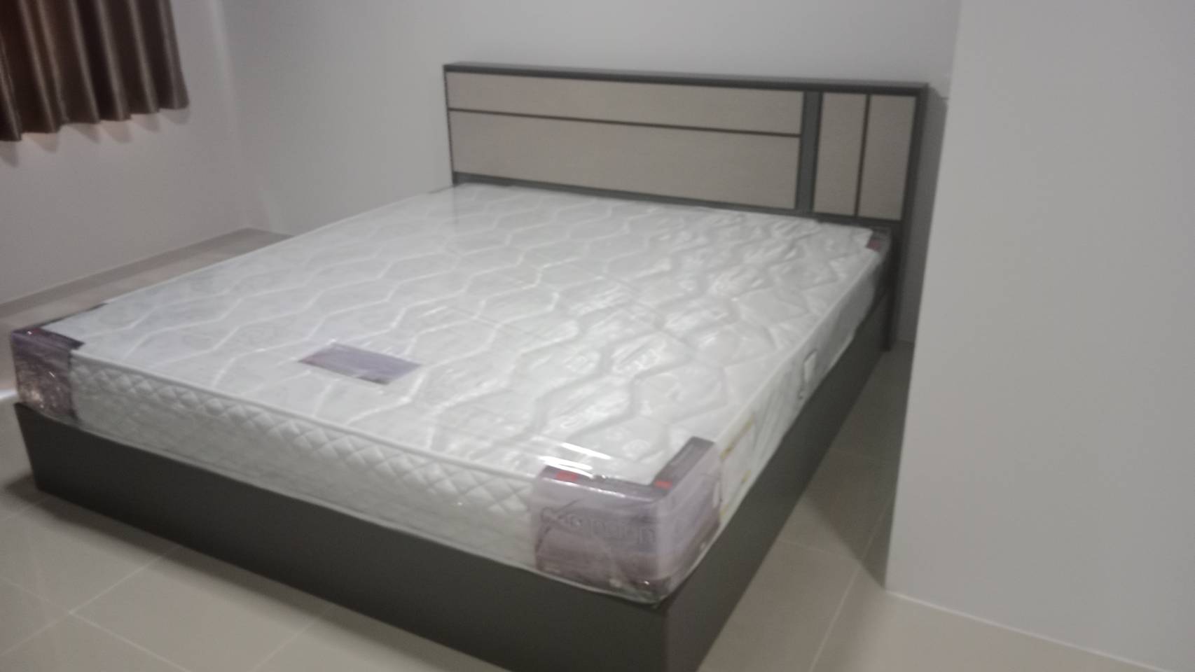 ให้เช่าคอนโด Boutique Ratchada 17 (บูทีค รัชดา 17) - ตกแต่งเฟอร์ครบซื้อตู้เย็น ทีวี ไมโครเวฟ ให้ใหม่ - การเดินทาง: MRT สุทธิสารและห้วยขวาง