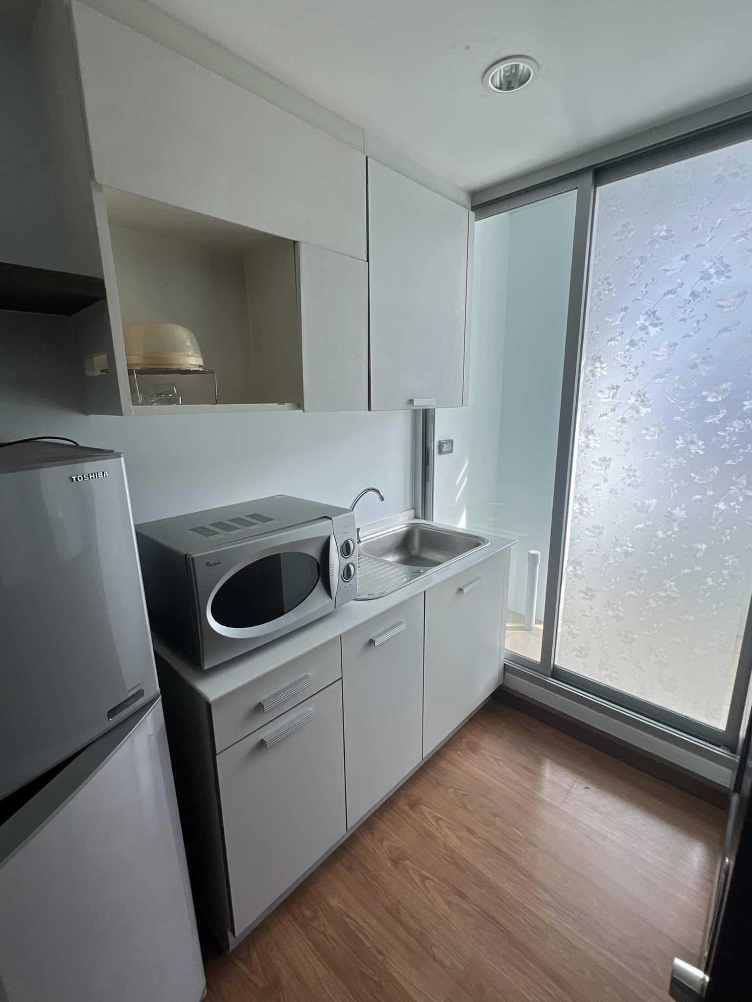 ปล่อยเช่า The Kris Express 2 (เดอะ คริส เอ็กซ์เพรส 2) - โซนพื้นที่ MRT รัชดา Studio 1ห้องน้ำ 1ครัว - ขนาดห้อง 31 ตรม. ชั้น 8 - ให้เช่า 10,000 ต่อเดือน