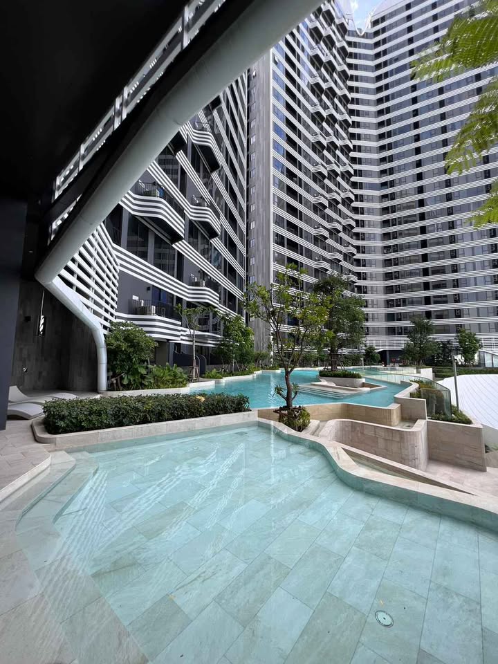 ปล่อยเช่า IDEO Mobi Sukhumvit Eastpoint : ไอดีโอ โมบิ สุขุมวิท อีสต์พอยท์ - โซนพื้นที่ BTS บางนา ห้องแต่งสวย 1ห้องนอน 1ห้องน้ำ - ขนาดห้อง 36.45 ตรม. ชั้น 21 ตึก B - ให้เช่า 20,000 ต่อเดือน