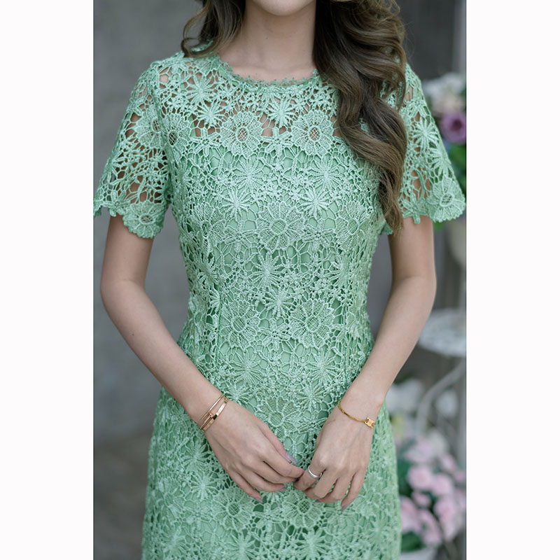 kudapy เดรสสั้นสีชมพูกะปิ/เขียว ลูกไม้ถักทรงแขนสั้น ทรงยอดนิยมของทางร้านค่ะ สวยเรียบใส่ง่าย