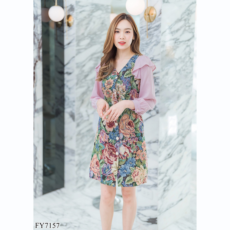 kudapy เดรสสั้นคอวีสีครีม/สีดำ/สีชมพู ลายดอกไม้แขนยาวสีพื้น สวยใส่สบายน่ารักมากๆ