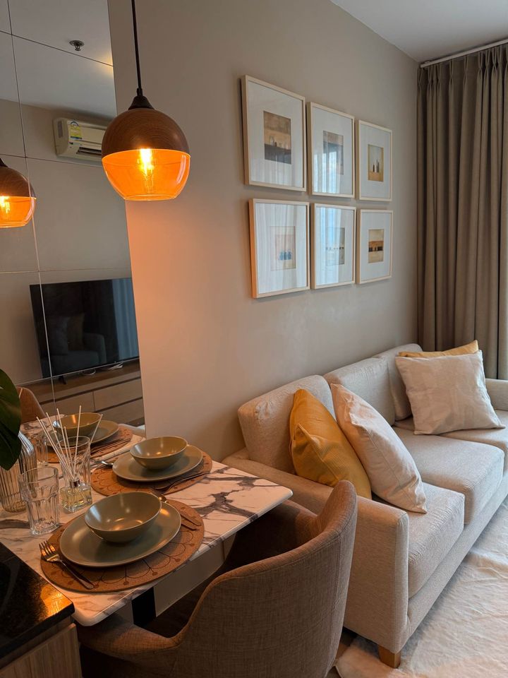 สนใจชมห้องติดต่อได้เลย Line ID: Smile-easy ปล่อยเช่าคอนโด IDEO Ladprao 5 (ไอดีโอ ลาดพร้าว 5) - 1ห้องนอน 1ห้องน้ำ 1ห้องนั่งเล่น - ใกล้ MRT ลาดพร้าว - ขนาดห้อง 34 ตรม. ชั้น 8