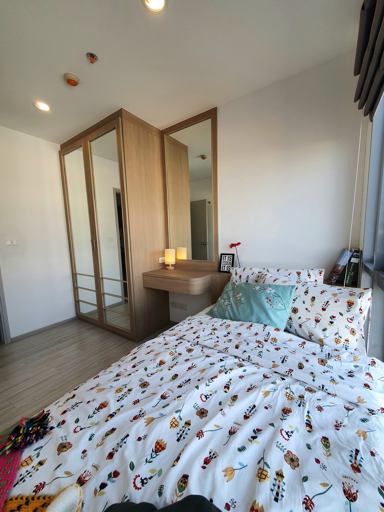 ปล่อยเช่าคอนโด IDEO Mobi Grand Interchange Bangsue (ไอดีโอ โมบิ แกรนด์ อินเตอร์เชนจ์ บางซื่อ) - 2ห้องนอน 1ห้องน้ำ 1ห้องนั่งเล่น - ใกล้ MRT เตาปูน - ขนาดห้อง 47.5 ตรม. ชั้น 20