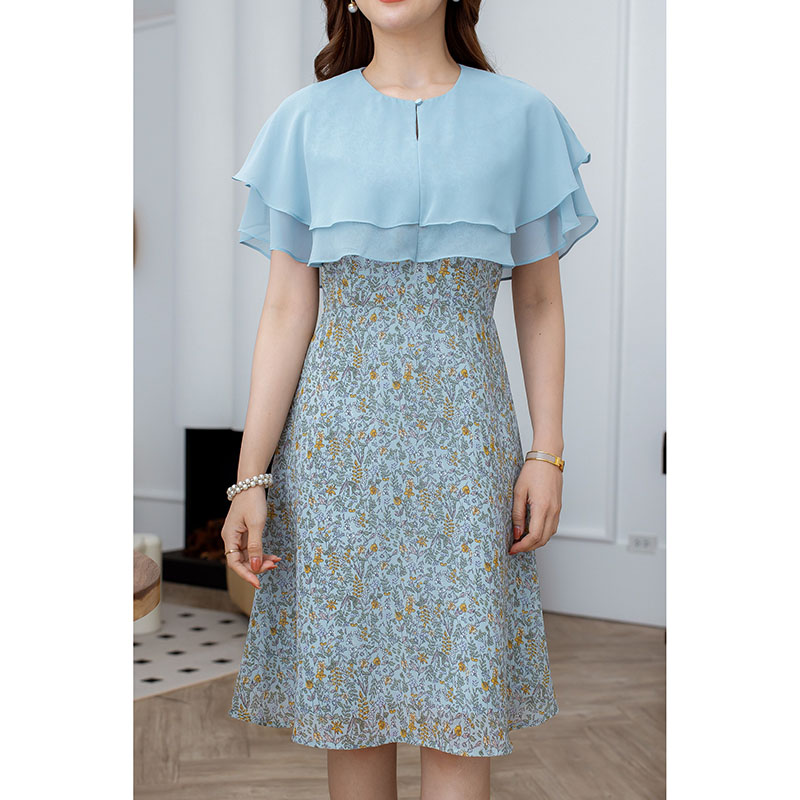 kudapy เดรสสั้นสีฟ้าอมเขีว/สีดำ ชีฟอง ระบายสองชั้น สวยพริ้ว ตัวเดรสเป็นชีฟองลายดอกสวย ตัดกับชีฟองสีพื้น สวยลงตัว