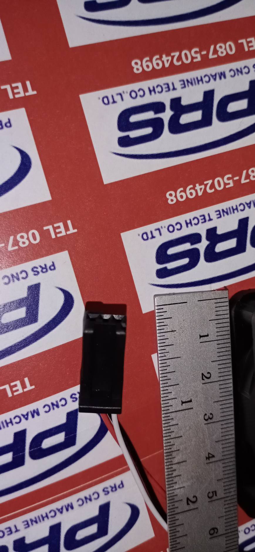 NMB MODEL 2406VL-05W-B59 Black plug