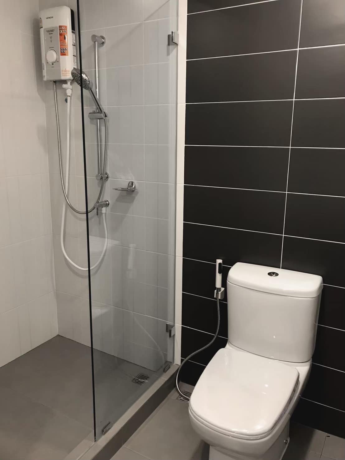 ปล่อยเช่า The President Sathorn-Ratchapruek 3 : เดอะ เพรสซิเด้นท์ สาทร-ราชพฤกษ์ 3 - โซนพื้นที่ BTS MRT บางหว้า 1ห้องนอน 1ห้องน้ำ 1ห้องนั่งเล่น - ขนาดห้อง 30 ตรม. ชั้น 18 ตึก 3 - ให้เช่า 10,000 ต่อเดือน