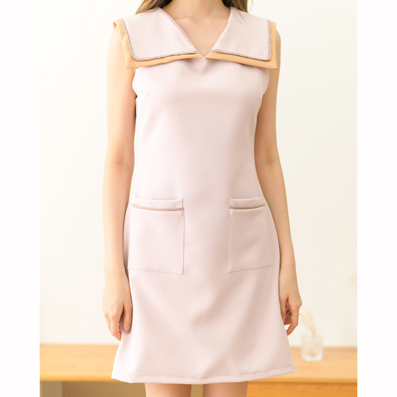 kudapy เดรสสั้นสีชมพูอ่อน/สีครีม แขนกุด คอปกกะลาสี เล่นขอบสี 2 ชั้นเก๋ๆไม่ซ้ำใคร มีกระเป๋าใส่ของได้จริง กุ๊นขอบกระเป๋าเพิ่มกิมมิคเลเยอร์