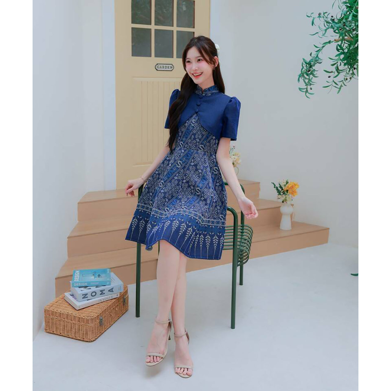kudapy เดรสสั้น ผ้าไทยมัดหมี่ลายเอส แต่งกระดุมหน้า ใส่ออกงานสวยดูดี
