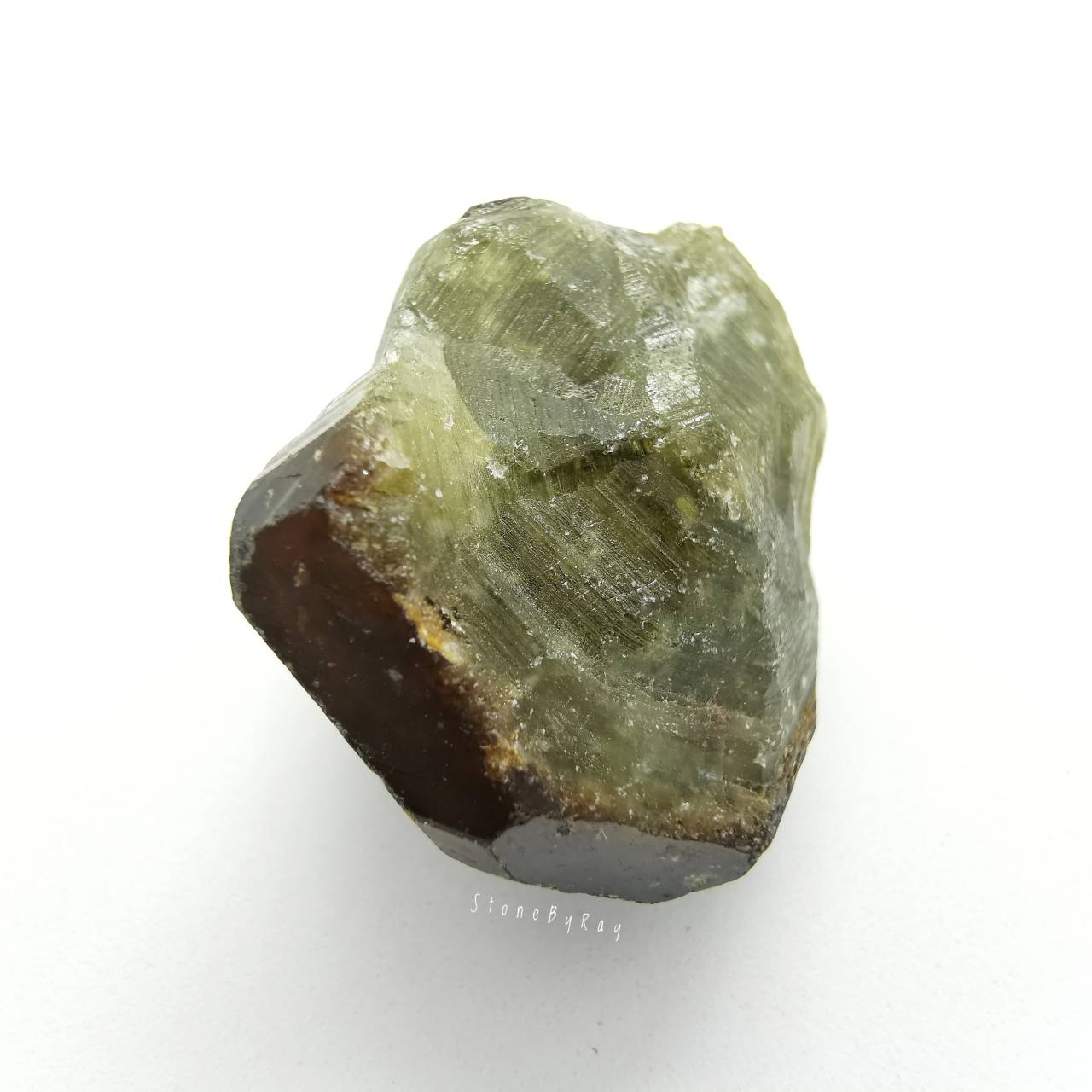 หินโกเมนสีเขียวก้อนธรรมชาติ Grossular Garnet