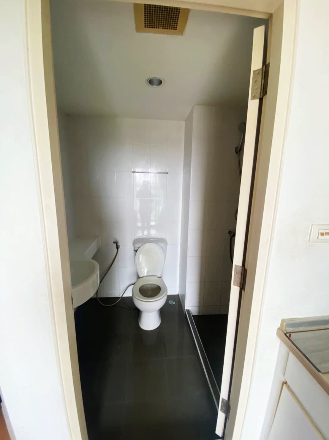 ให้เช่า ลุมพินี คอนโดทาวน์ รามอินทรา – ลาดปลาเค้า ตึกBชั้น5 พร้อมเข้าอยู่