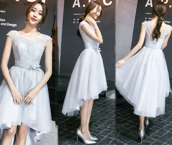 kudapy ชุดราตรีหน้าสั้นหลังยาวสีเทา แขนสั้น คอกลม กระโปรงทรงบาน