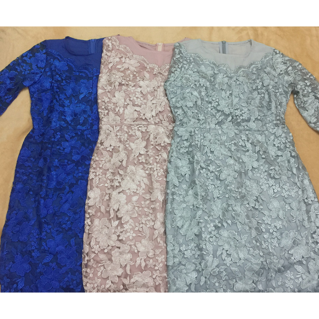 kudapy เดรสสั้นลูกไม้สีน้ำเงิน สีเทา คอกลม แขนยาวสามส่วน ทรงเอ ซิปหลังอย่างดี