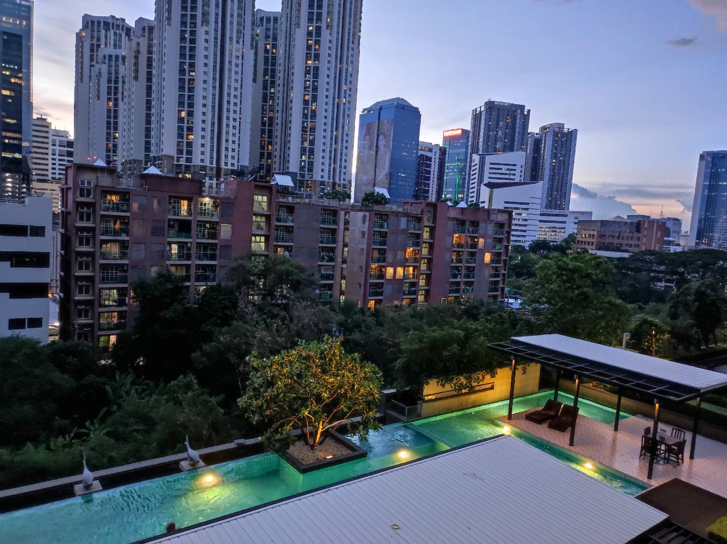 ปล่อยเช่าคอนโด Lumpini Place Rama 9-Ratchada (ลุมพินี เพลส พระราม 9-รัชดา) - 1ห้องนอน 1ห้องน้ำ 1ห้องนั่งเล่น 1ห้องครัว - ใกล้ MRT พระราม 9 - ขนาดห้อง 35 ตรม. ชั้น 7 ตึก C