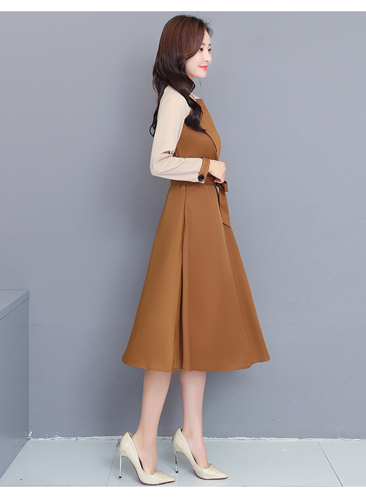 kudapy เดรสใส่ทำงาน ผ้าโพลีเอสเตอร์ผสมสีทูโทน ตัวเดรสสีกากี แขนเสื้อสีครีม