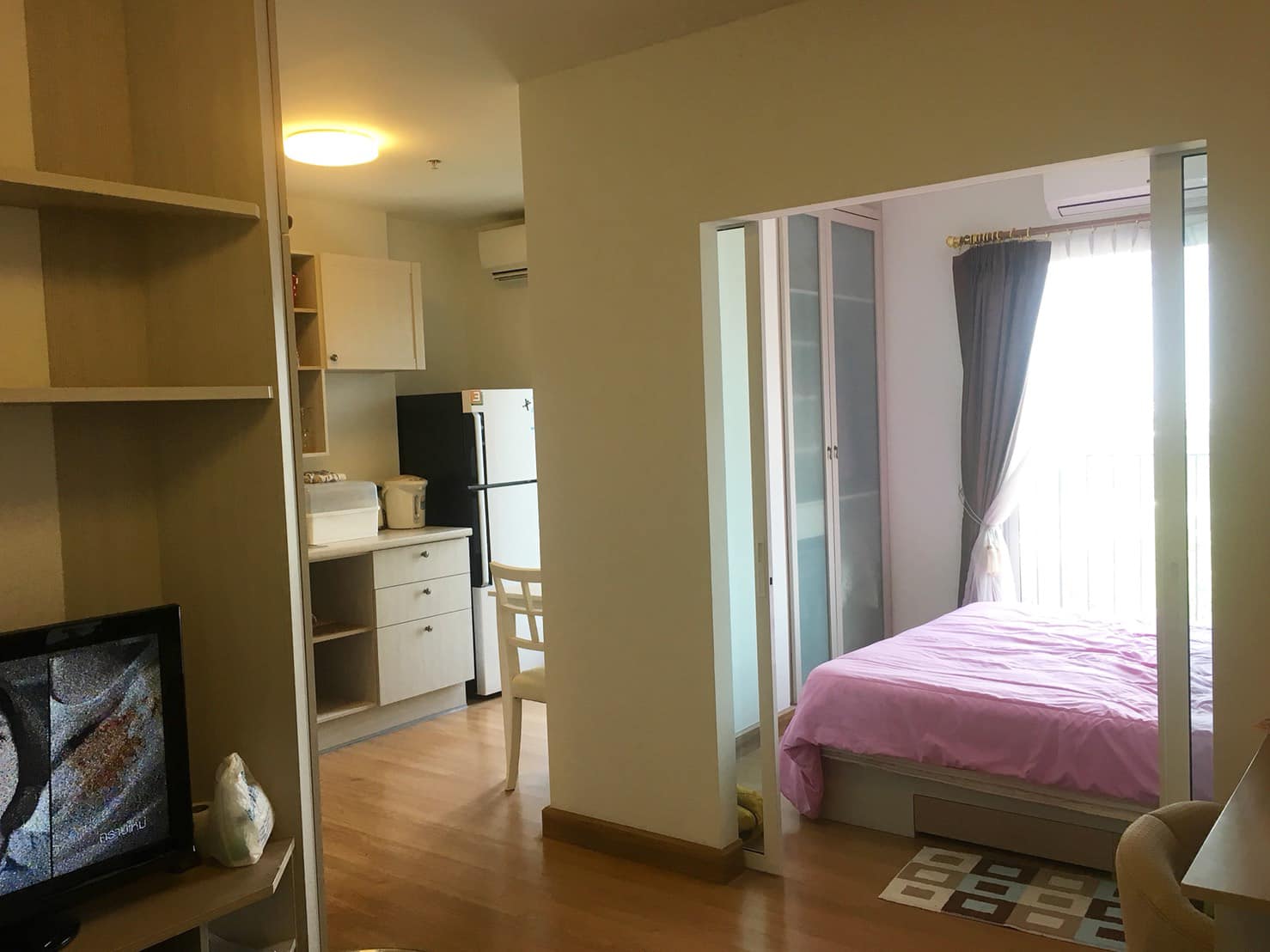 ขายขาดทุนคอนโด Chapter One Modern Dutch (แชปเตอร์ วัน โมเดิร์น ดัชต์ ราษฎร์บูรณะ 33) - ให้ทั้งหมดยกห้อง 1ห้องนอน 1ห้องน้ำ 1ห้องนั่งเล่น - ขนาดห้อง 29.34 ตรม. ชั้น 21 ตึก A - ขาย 1.59 ฟรีค่าโอน