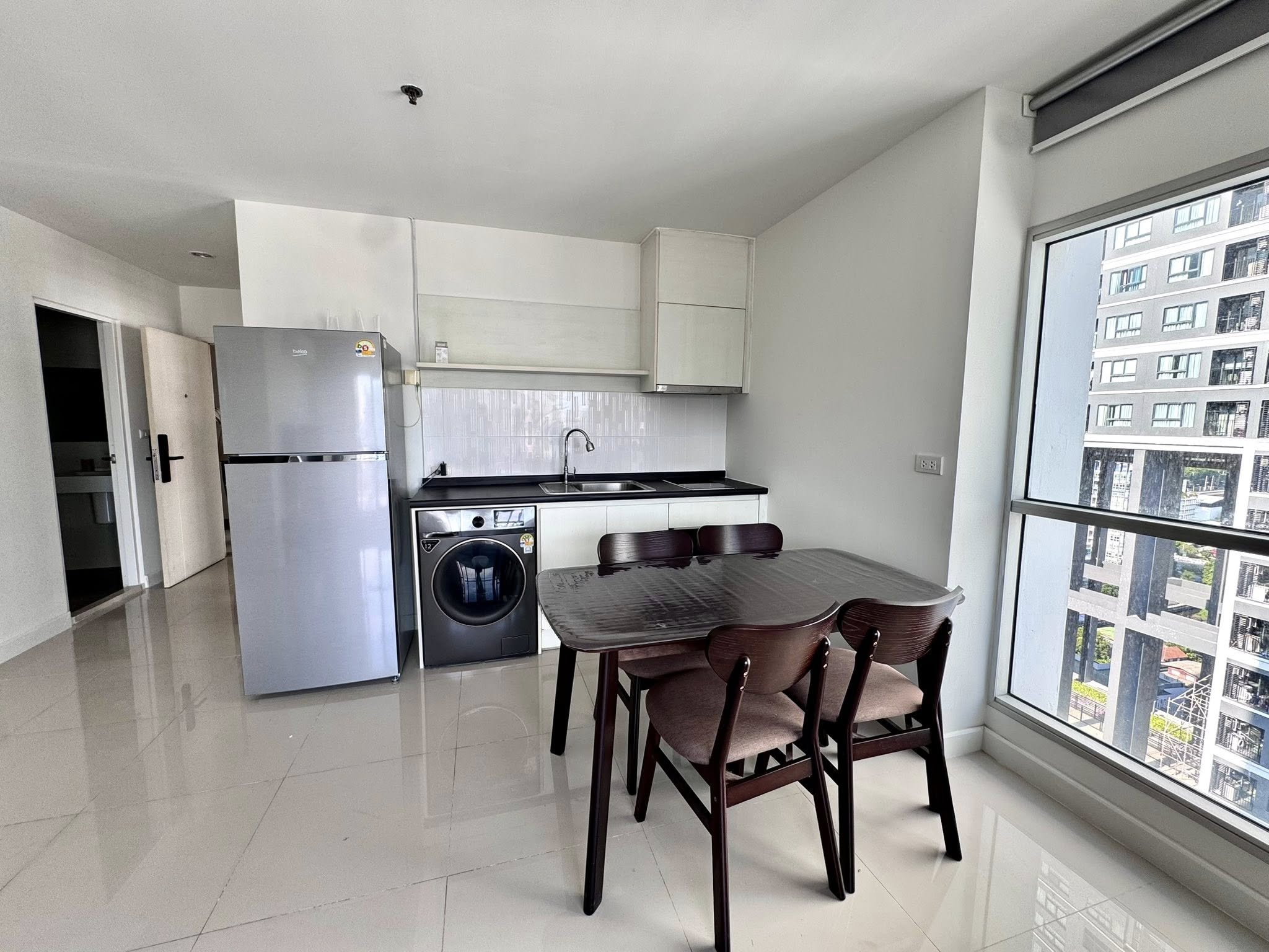 โซนพื้นที่ MRT พระราม 9 ให้เช่าห้องแบบ 2ห้องนอน 2ห้องน้ำ คอนโด Aspire Rama 9 (แอสปาย พระราม 9) High Rise ขนาดห้อง 66 ตรม. ชั้น 22 ตึก B