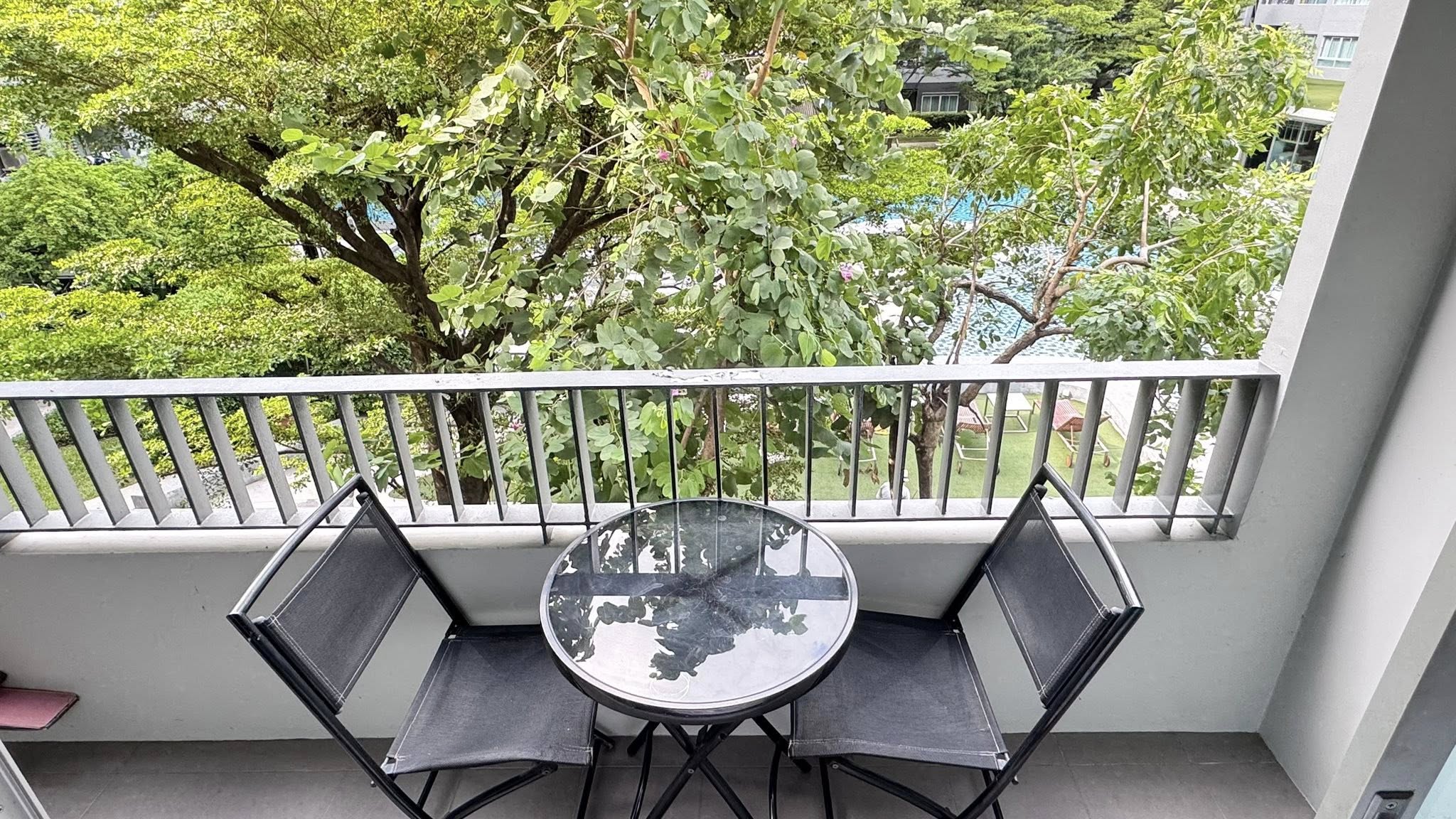 ให้เช่าคอนโด Elio Del Ray (เอลลิโอ เดลเรย์) โซน รถไฟฟ้า BTS ปุณณวิถี 2ห้องนอน / 1ห้องน้ำ ขนาดห้อง 47 ตรม. ชั้น 3 ตึก E