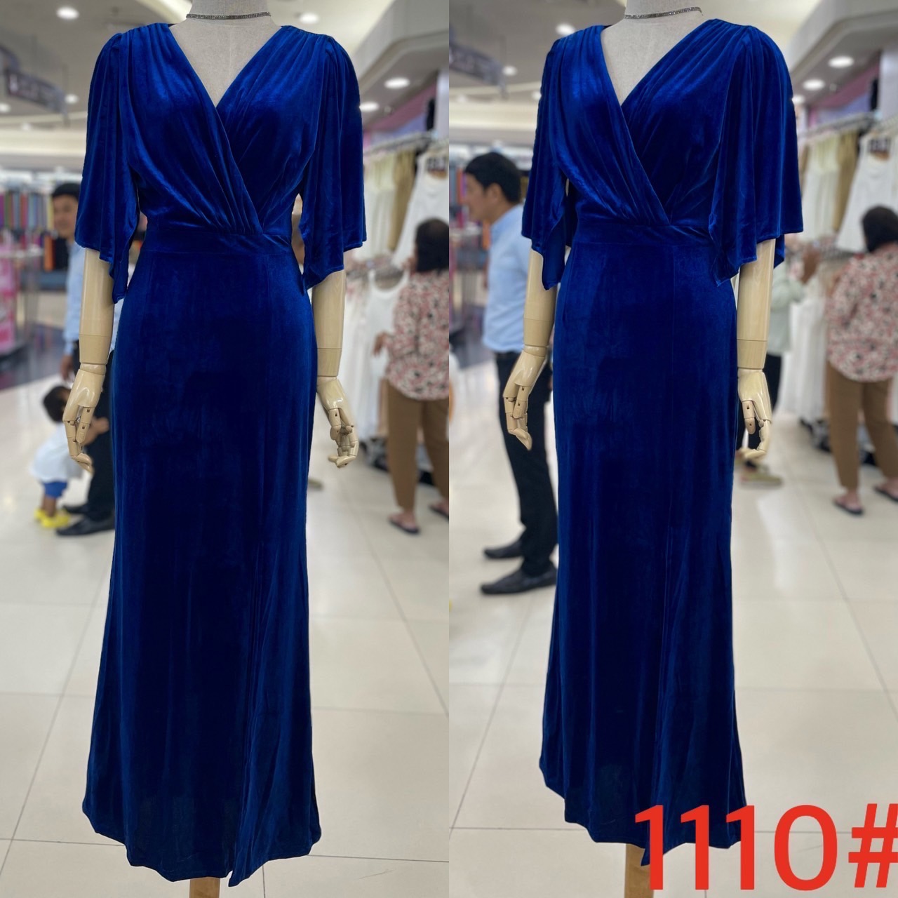 kudapy Maxi เดรสยาว ผ้ากำมะหยี่ นิ่มเนื้อหนา คอระหงษ์ ดีเทลคอวี แขนระฆัง กระโปรงหางปลา ผ่าหน้า