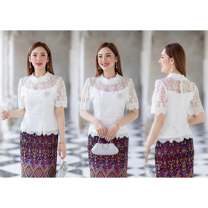 kudapy (เฉพาะเสื้อ) เสื้อลูกไม้สีน้ำตาล/สีขาว/สีม่วง/สีน้ำเงิน/สีเขียว/สีดำ เสื้อใช้ผ้าลูกไม้ใยบวบคอกลม แขนสั้น ลูกไม้แน่นทั้งตัว ตัวเสื้อมาพร้อมซับในเนื้อดีในตัว