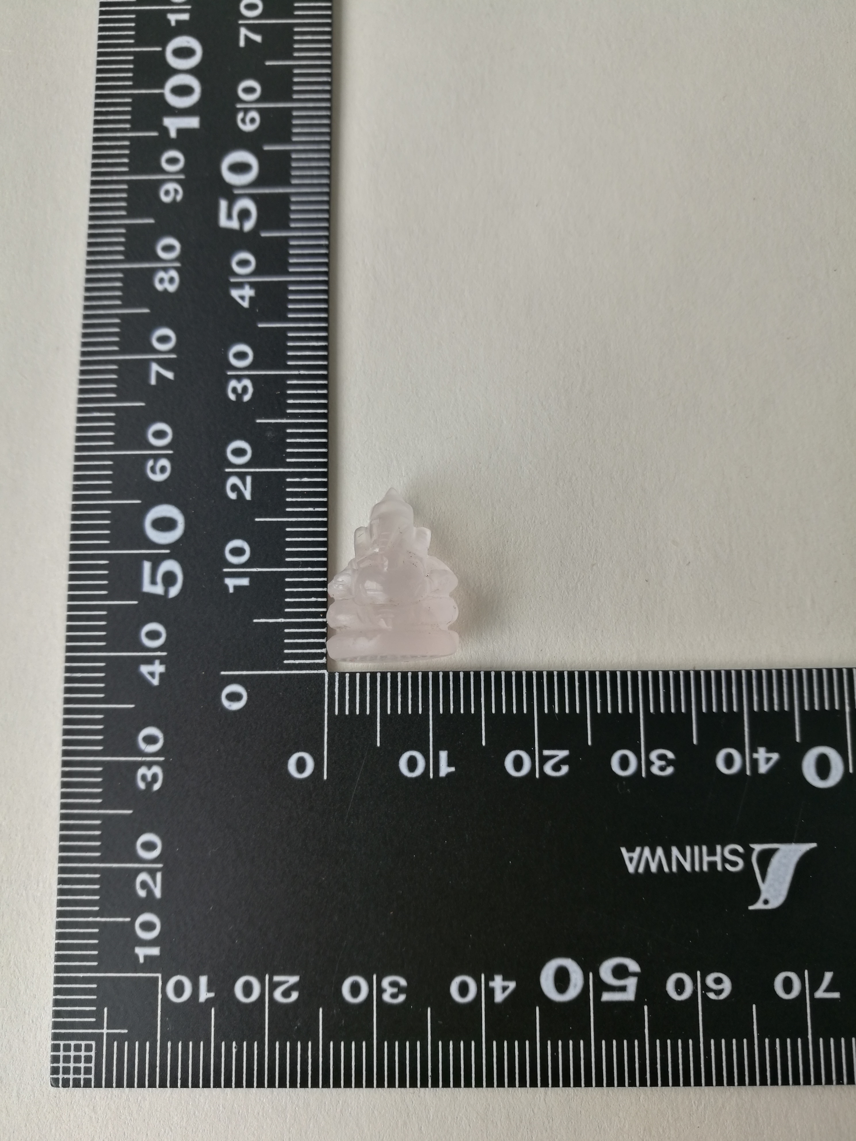 พระพิฆเนศโรสควอตซ์(Rose quartz Garnesha)