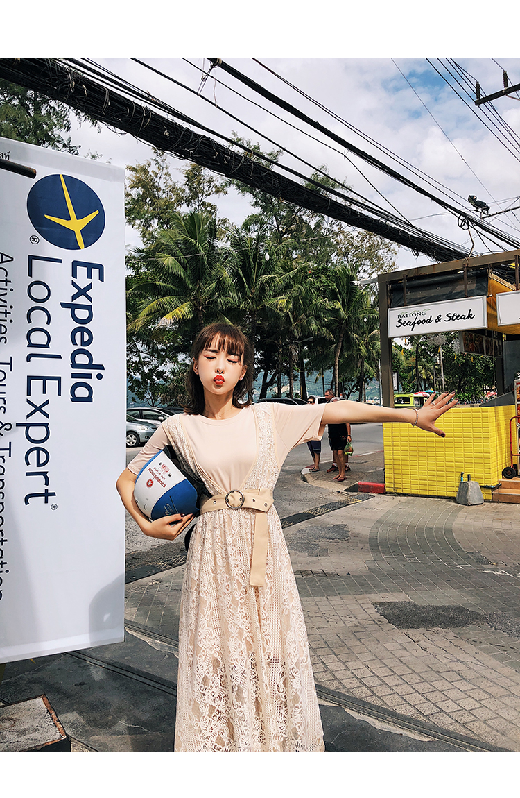 kudapy แมกซี่เดรสผ้าลูกไม้เนื้อดีสีครีม แขนกุด แหวกคอวีลงมาถึงเอว