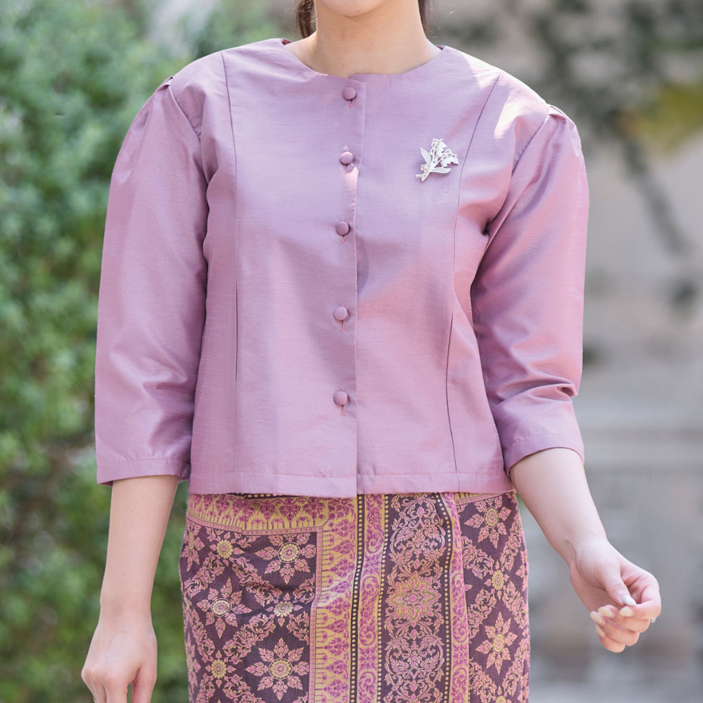 kudapy ชุดเซ็ทผ้าไหม เสื้อผ้าไหมแพรทิพย์ (ชมพูกะปิ) ใส่ไปงานบุญงานวัดสวยดูดี