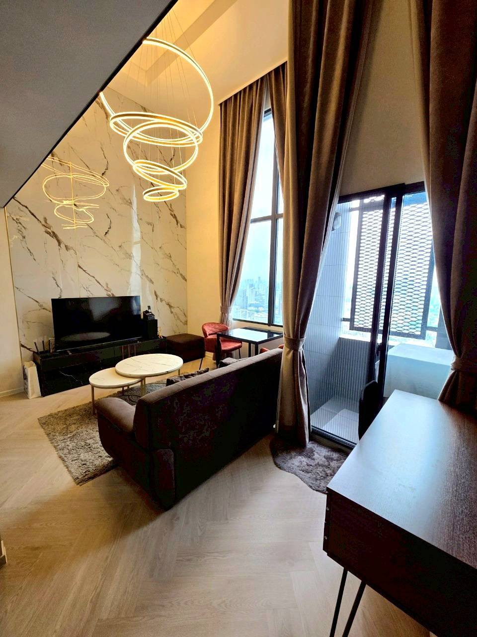 ให้เช่าคอนโด (ไซมิส สุขุมวิท 48) High Rise โซนพื้นที่ BTS อ่อนนุช ห้องแบบ 1ห้องนอน 1ห้องน้ำ ขนาดห้อง 40 ตรม. ชั้น 34