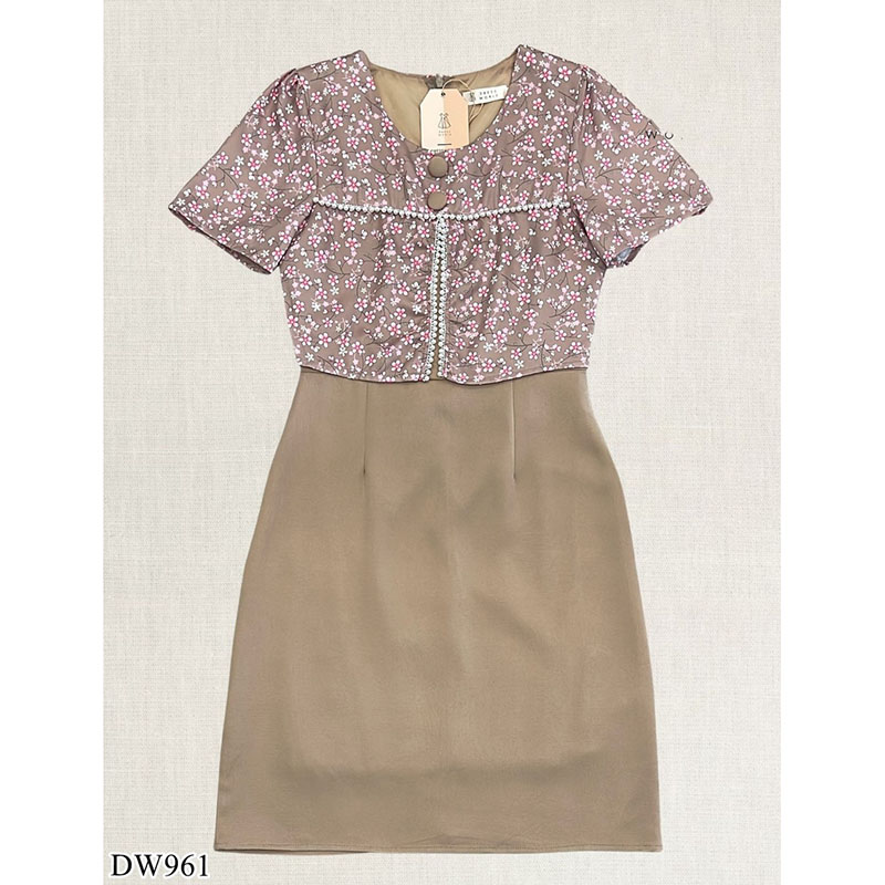 kudapy เดรสสั้นสีชมพู/สีน้ำตาล กั๊กลายดอกแขนสั้น ใส่สวยดูดีน่ารัก