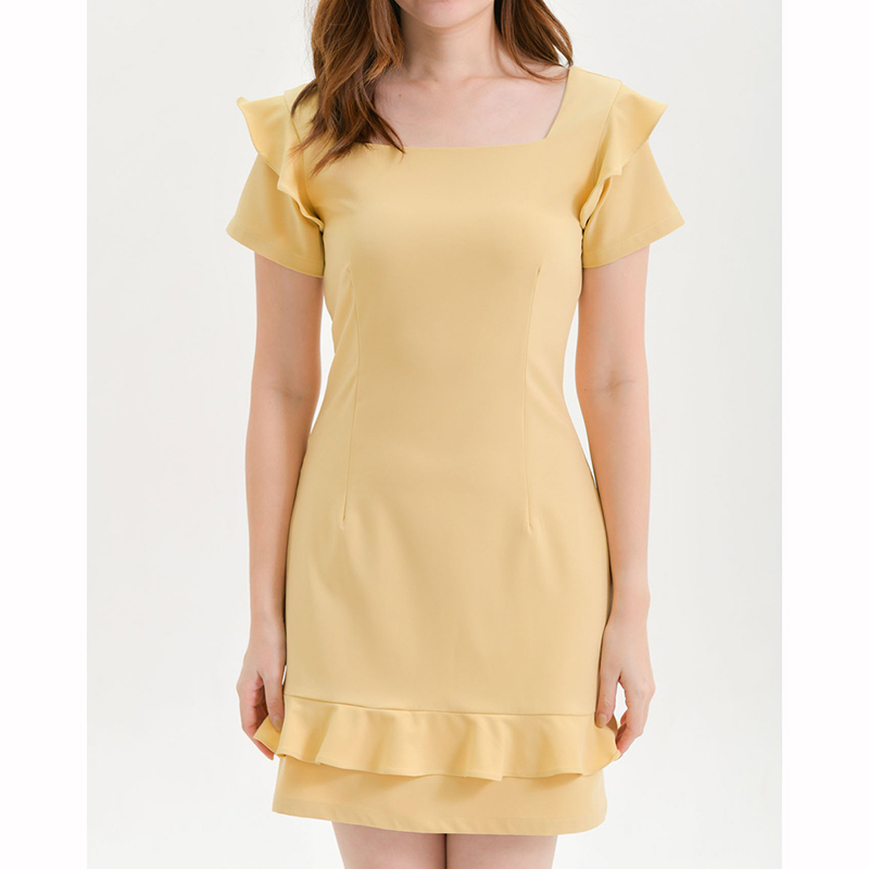 kudapy เดรสสั้นสีส้มอิฐ/สีเขียว/สีเหลือง/สีชมพู คอเหลี่ยม ดีไซน์น่ารัก มีระบายที่รอบแขนและช่วงชายเดรสเพิ่มความหวาน ใส่ง่ายได้หลายโอกาส