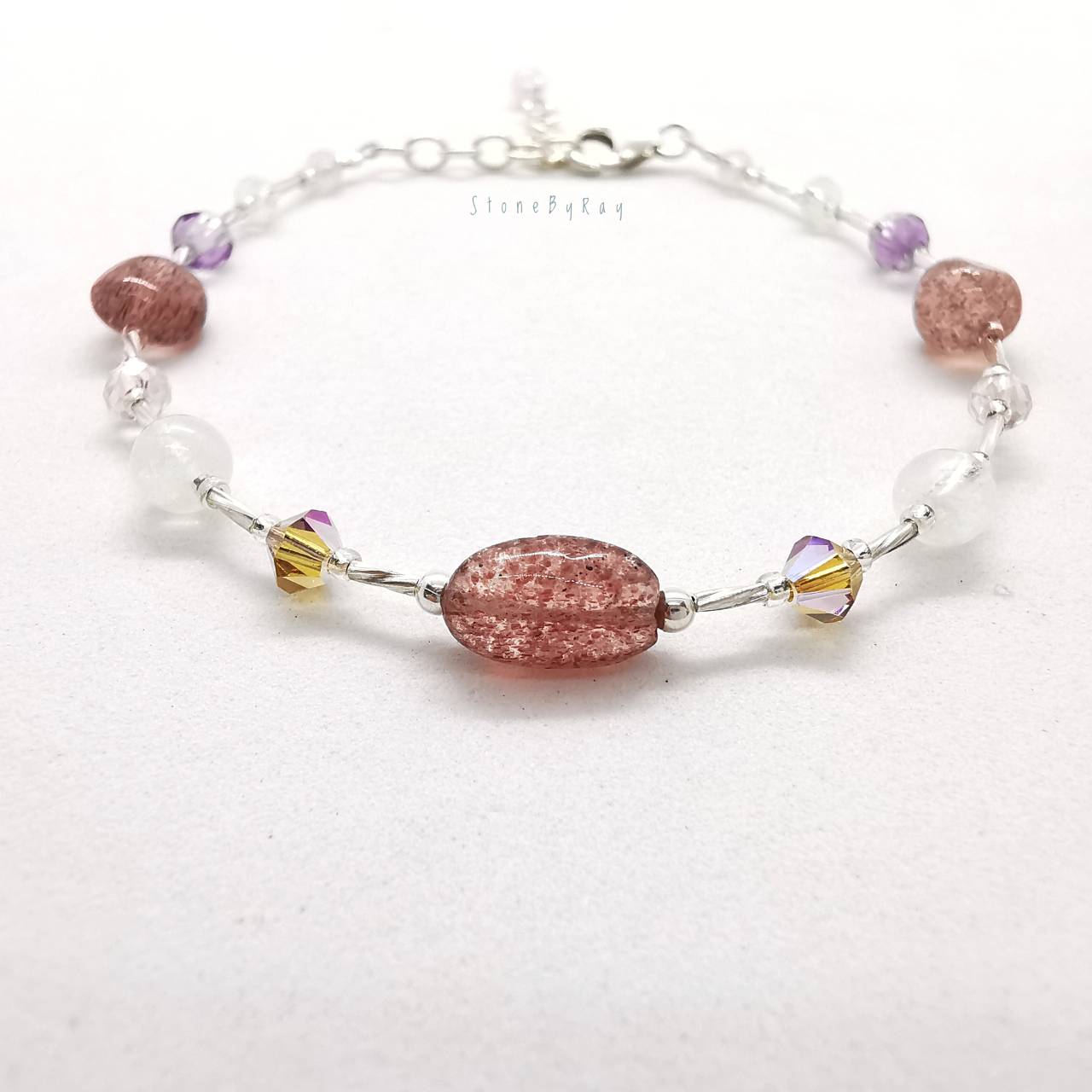สร้อยข้อมือเงินมูนสโตน+สตอเบอรี่ควอตซ์+อเมทิสต์+เบริล (Moonstone+Strawberry Quartz+Amethyst+Baryl)