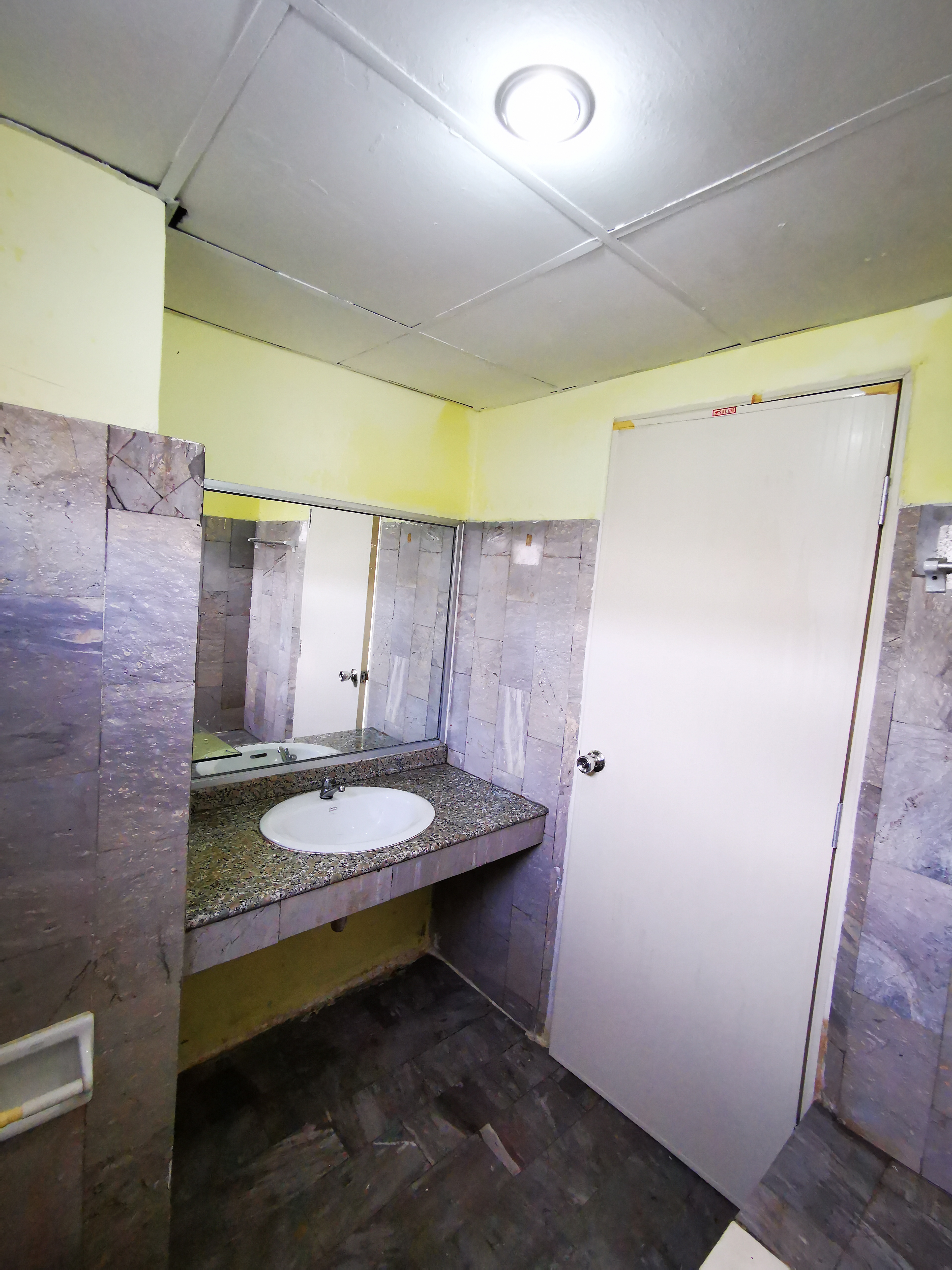 Nirun Residence 2Floor Corner 25sqm.Mega Bangna Ramkamheang2 Gemopolis 0909897810