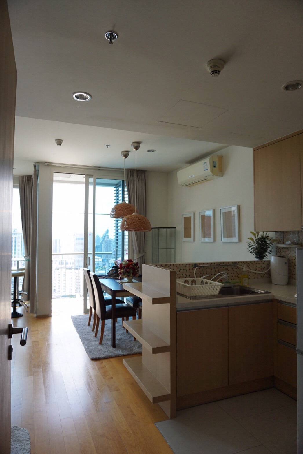 Villa Rachatewi (วิลล่า ราชเทวี)ให้เช่าคอนโดห้อง Duplax2ชั้น แต่งครบพร้อมอยู่