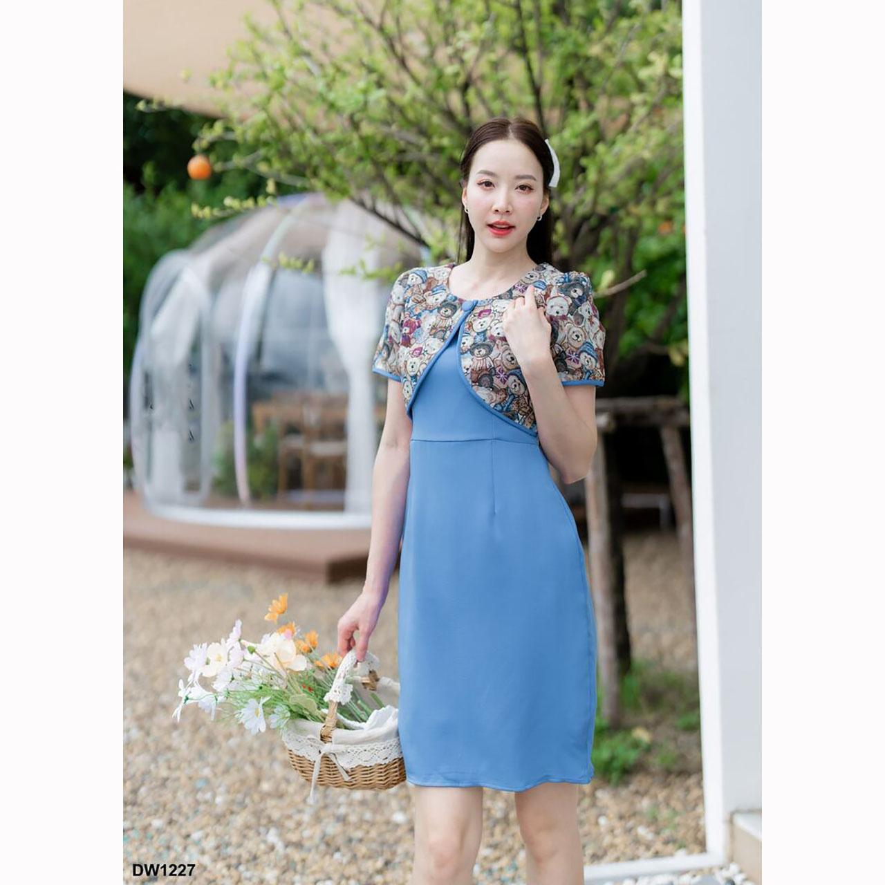 kudapy เดรสสั้นสีชมพู/สีฟ้า/สีกรม ผ้าพื้นแต่งกั๊กหมี ลายดอกไม้ สวยดูดี