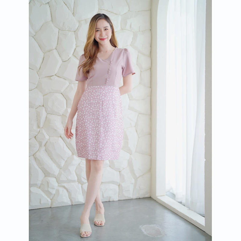 kudapy เดรสสั้นสีชมพู/สีเขียว คอวีกระโปรงลายดอก