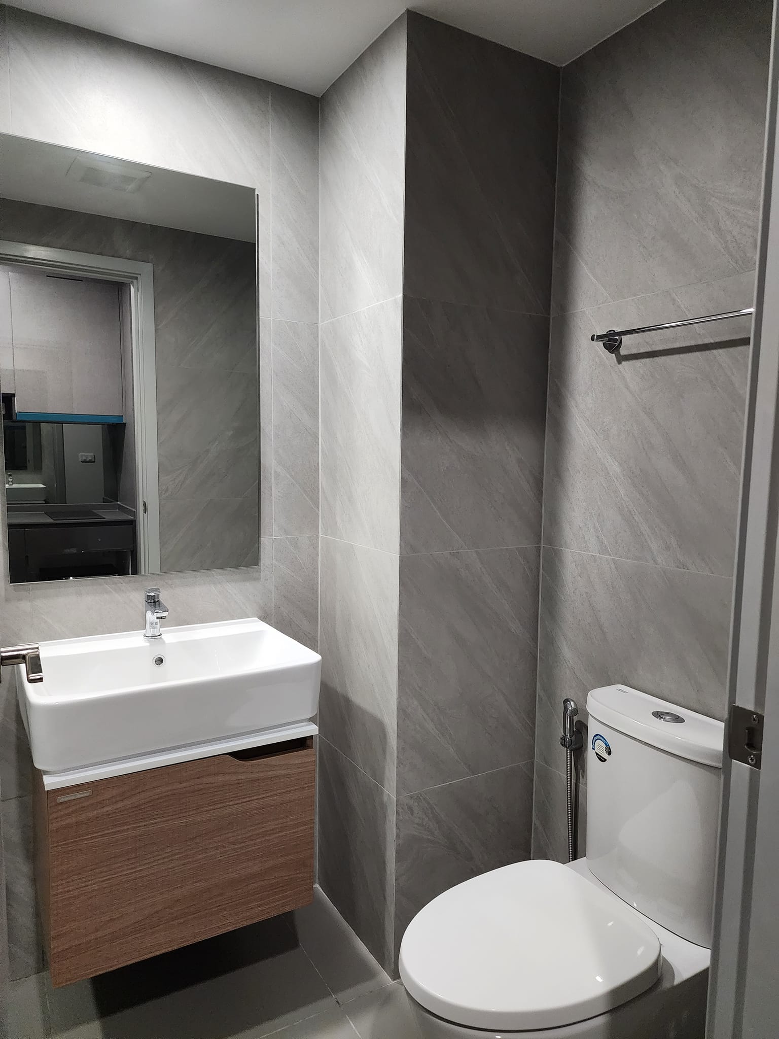 ให้เช่าคอนโด IDEO Chula - Samyan (ไอดีโอ จุฬา - สามย่าน) - ตกแต่งเคร่องใช้ไฟฟ้าครบ - การเดินทาง: ใกล้ MRT สามย่าน - ใกล้ สามย่านมิตรทาวน์ จุฬาลงกรณ์มหาวิทยาลัย