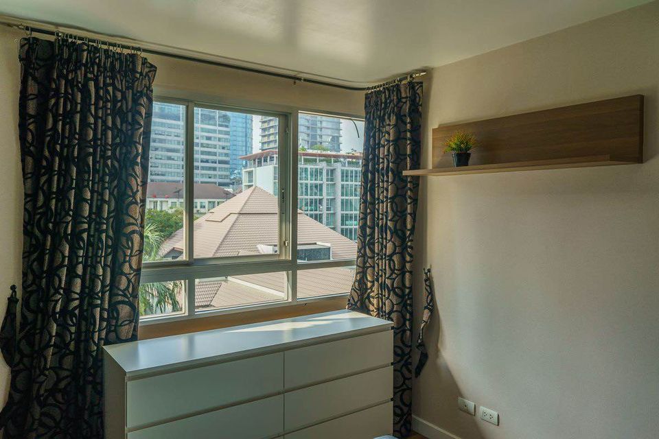 ปล่อยเช่าคอนโด เดอะ โคลเวอร์ ทองหล่อ (The Clover Thonglor) - 1ห้องนอน 1ห้องน้ำ 1ห้องนั่งเล่น - ใกล้ BTS ทองหล่อ - ขนาดห้อง 46 ตรม. ชั้น 6