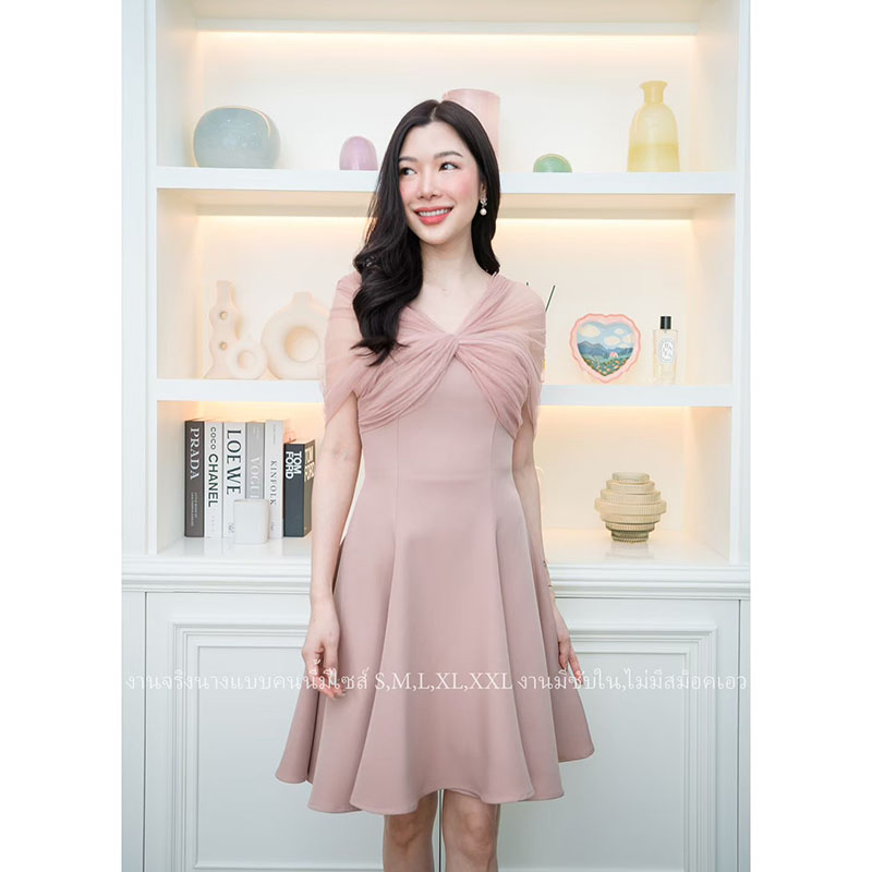 kudapy เดรสสั้นออกงานสีน้ำเงินกรมท่า/สีน้ำตาล/สีสีชมพูนู้ด ปาดไหล่แต่งผ้าซีทรู