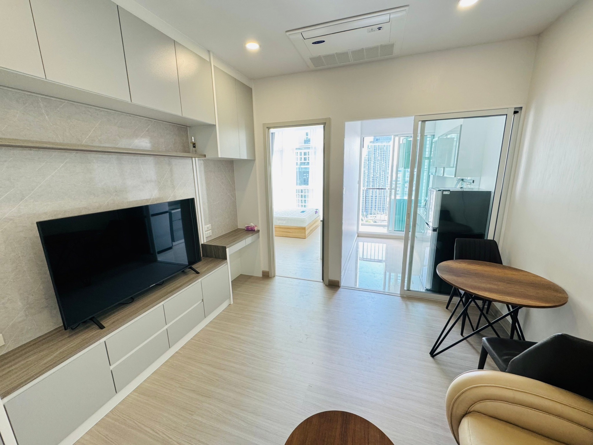 (ศุภาลัย พรีเมียร์ สี่พระยา-สามย่าน) High Rise โซนพื้นที่ MRT สามย่าน ห้องแบบ 1ห้องนอน 1ห้องน้ำ 1ห้องครัวปิด