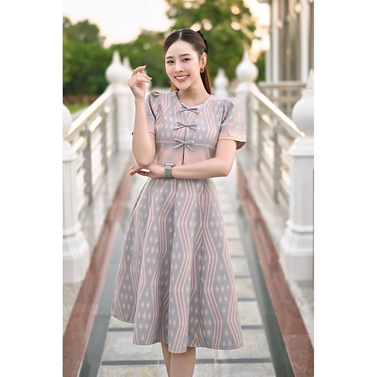 kudapy เดรสสั้นสีชมพูโอรส/สีฟ้าคราม เดรสผ้าไทย แขนสั้น ดีทิวโด่นเด่น ใส่ออกงานสวยดูดี