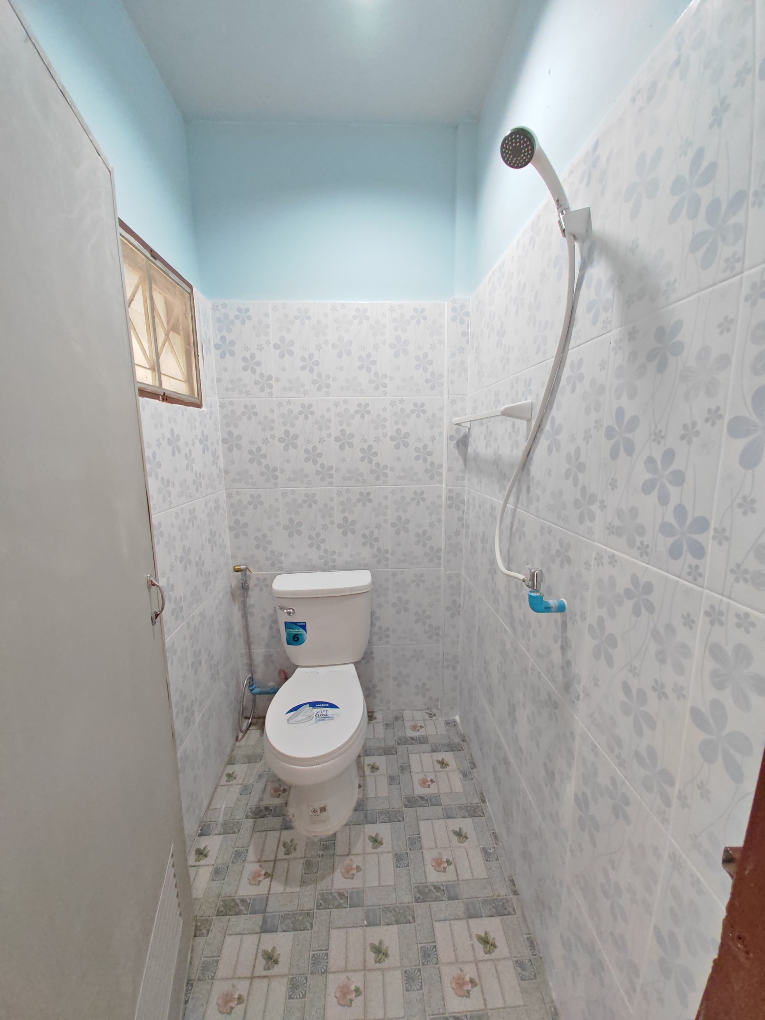 บ้านแสงตะวัน คลอง 11 ธัญบุรี ปทุมธานี ตกแต่งใหม่ 2 ชั้น ฟรีเฟอร์นิเจอร์ กู้ธนาคารหรือผ่อนบริษัทได้2 Storey Town House Thayaburi Pathum Thani 0909897810